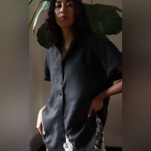 Power of my People black Wayward Fit Ss button up shirt, size xxs - Picture 3 of 14